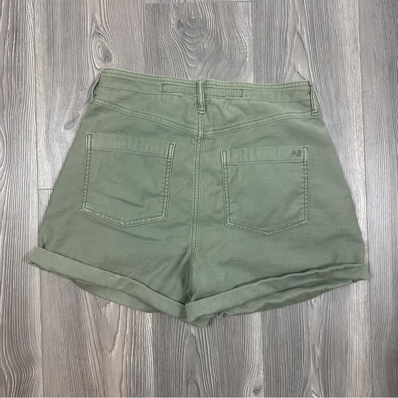 American Eagle‎ Baggy Mom Shorts Olive Green High Rise Size 8 - Picture 5 of 7